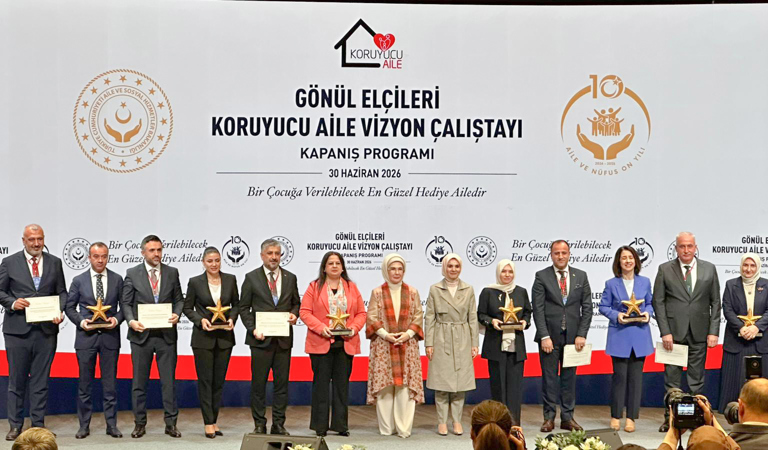 Koruyucu Aile Hizmetinde Koordinasyon ve Süreç Yönetimi Başarı Ödülü