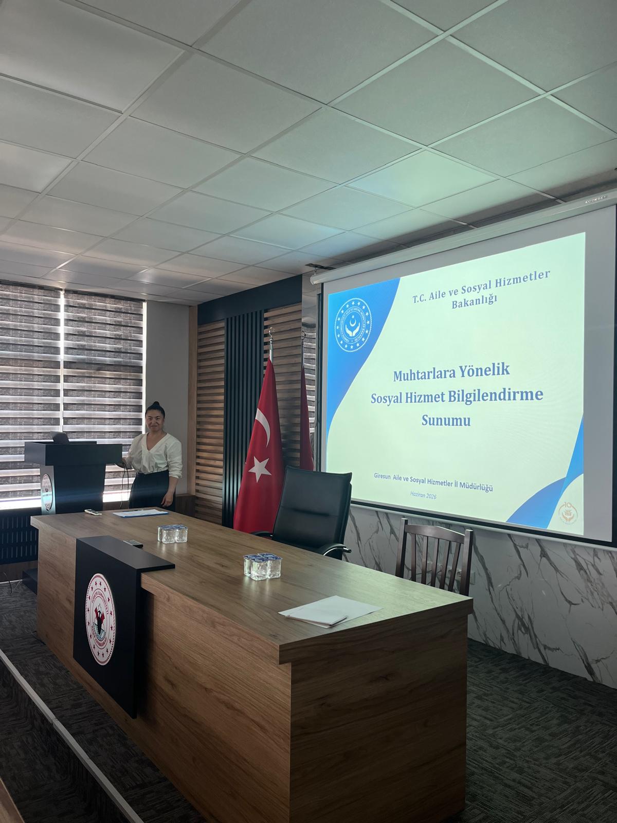 Keşap’ta Muhtarlara Sosyal Risk Haritaları Bilgilendirme Toplantısı Düzenlendi.