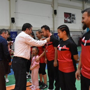 Personel Voleybol Turnuvasında Şampiyon Yıldırım Sosyal Hizmet Merkezi - fotoğraf 9
