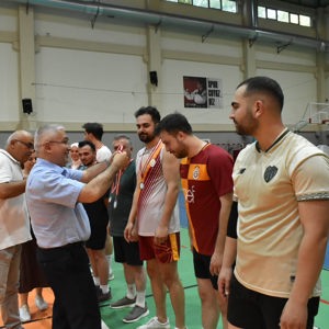Personel Voleybol Turnuvasında Şampiyon Yıldırım Sosyal Hizmet Merkezi - fotoğraf 13