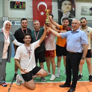 Personel Voleybol Turnuvasında Şampiyon Yıldırım Sosyal Hizmet Merkezi - fotoğraf 4