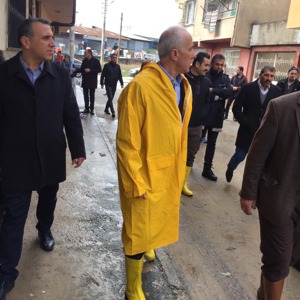 Yağışlardan Etkilenen Mahallelerimizi Ziyaret Ettik - fotoğraf 1