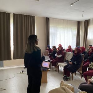 "Engelli ve Yaşlı Hakları" konulu eğitim verilmiştir. - fotoğraf 2