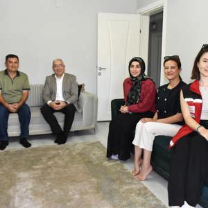 Bir Çocuğa Verilecek En Güzel Hediye Ailedir - fotoğraf 1
