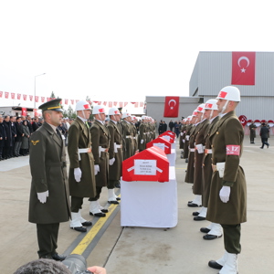 Şehitlerimizi Memleketlerine Uğurladık - fotoğraf 6