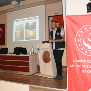 İl Müdürlüğümüz Personeline Yangın Eğitimi ve Tatbikatı Gerçekleştirildi - fotoğraf 3