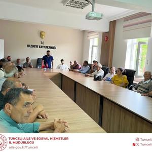 Sosyal Risk Haritaları ve Aile Rehberi Sistemi Kapsamında Bilgilendirme Toplantısı Yapıldı - fotoğraf 1