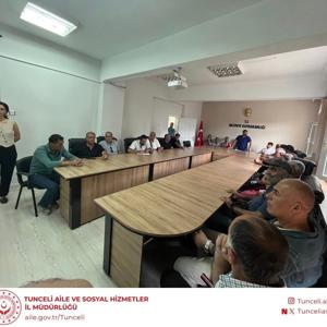 Sosyal Risk Haritaları ve Aile Rehberi Sistemi Kapsamında Bilgilendirme Toplantısı Yapıldı - fotoğraf 2