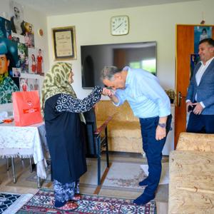 Şehit Babaları ve Gazilere Babalar Günü Ziyareti - fotoğraf 11