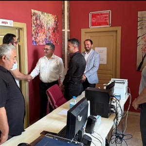 İl Müdürümüz Adem YÜCEL ve İl Müdür Yardımcımız Fatma ÖNGÖR'den Merzifon Sosyal Hizmet Merkezi Müdürlüğüne Ziyaret - fotoğraf 2