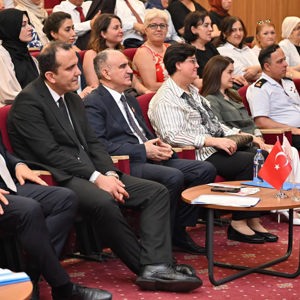 Koruyucu Aile Hizmeti Tanıtım Programı Gerçekleştirildi - fotoğraf 3