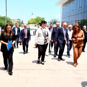 Koruyucu Aile Hizmeti Tanıtım Programı Gerçekleştirildi - fotoğraf 22