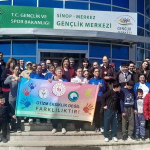 2 Nisan Dünya Otizm Farkındalık Günü’nde Anlamlı Etkinlik - fotoğraf 1