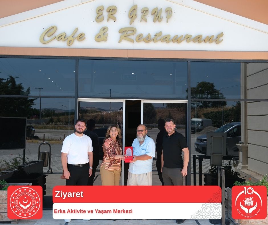 Koruyucu Aile Şenliğimize Katkı Sunan Paydaşlarımıza Plaket Takdim Edildi