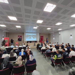 Aziz Şehitlerimiz ve Ebediyete İrtihal Eden Gazilerimiz Dualarla Anıldı - fotoğraf 1