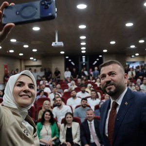 Bakanımız Göktaş, "Evlenecek Gençlerin Desteklenmesi Projesi Evlilik Öncesi Eğitim Programı"na katıldı - fotoğraf 9