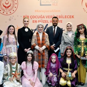 Emine Erdoğan Hanımefendi ve Bakanımız Göktaş "Gönül Elçileri Koruyucu Aile Vizyon Çalıştayı Kapanış Programı"na katıldı - fotoğraf 32