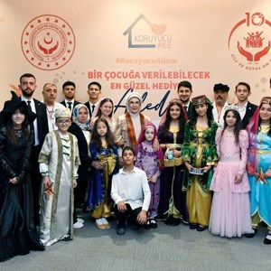Emine Erdoğan Hanımefendi ve Bakanımız Göktaş "Gönül Elçileri Koruyucu Aile Vizyon Çalıştayı Kapanış Programı"na katıldı - fotoğraf 31