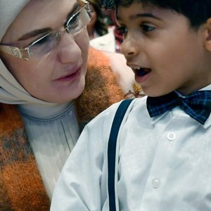 Emine Erdoğan Hanımefendi ve Bakanımız Göktaş "Gönül Elçileri Koruyucu Aile Vizyon Çalıştayı Kapanış Programı"na katıldı - fotoğraf 16
