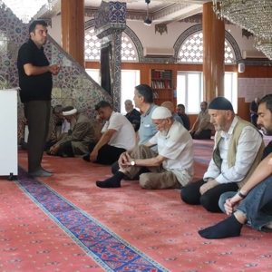 Yaşlılarımızın Sağlıklı Geleceği İçin Bilgilendirme Eğitimi Gerçekleştirildi - fotoğraf 4