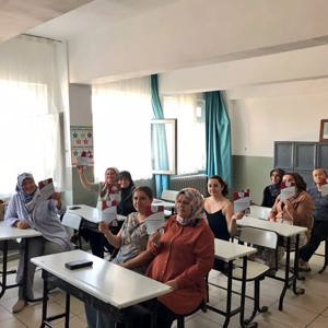 Muratlı’da Koruyucu Aile Hizmeti Tanıtım Programı Gerçekleştirildi - fotoğraf 1