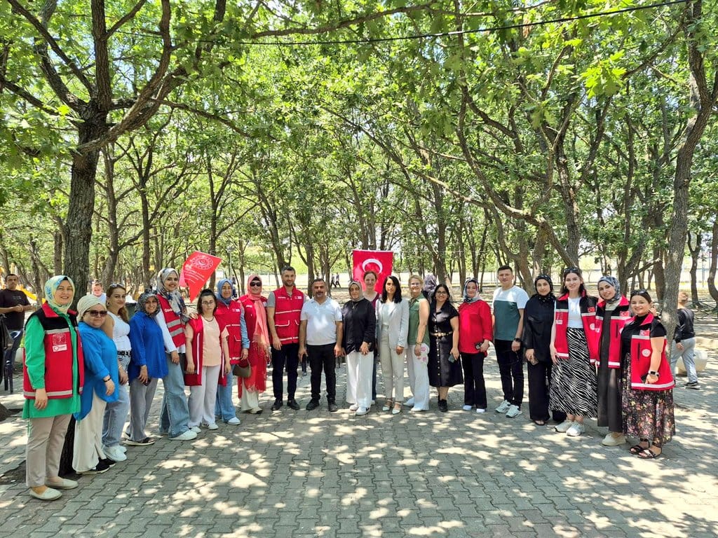 Çocuklarımız İçin Anlamlı Piknik Programı Düzenlendi