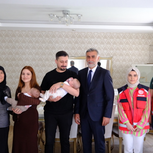 İl Müdürümüz Emre Çalğan’dan Milli Aile Haftasında Genç Ailemize Anlamlı Ziyaret - fotoğraf 2
