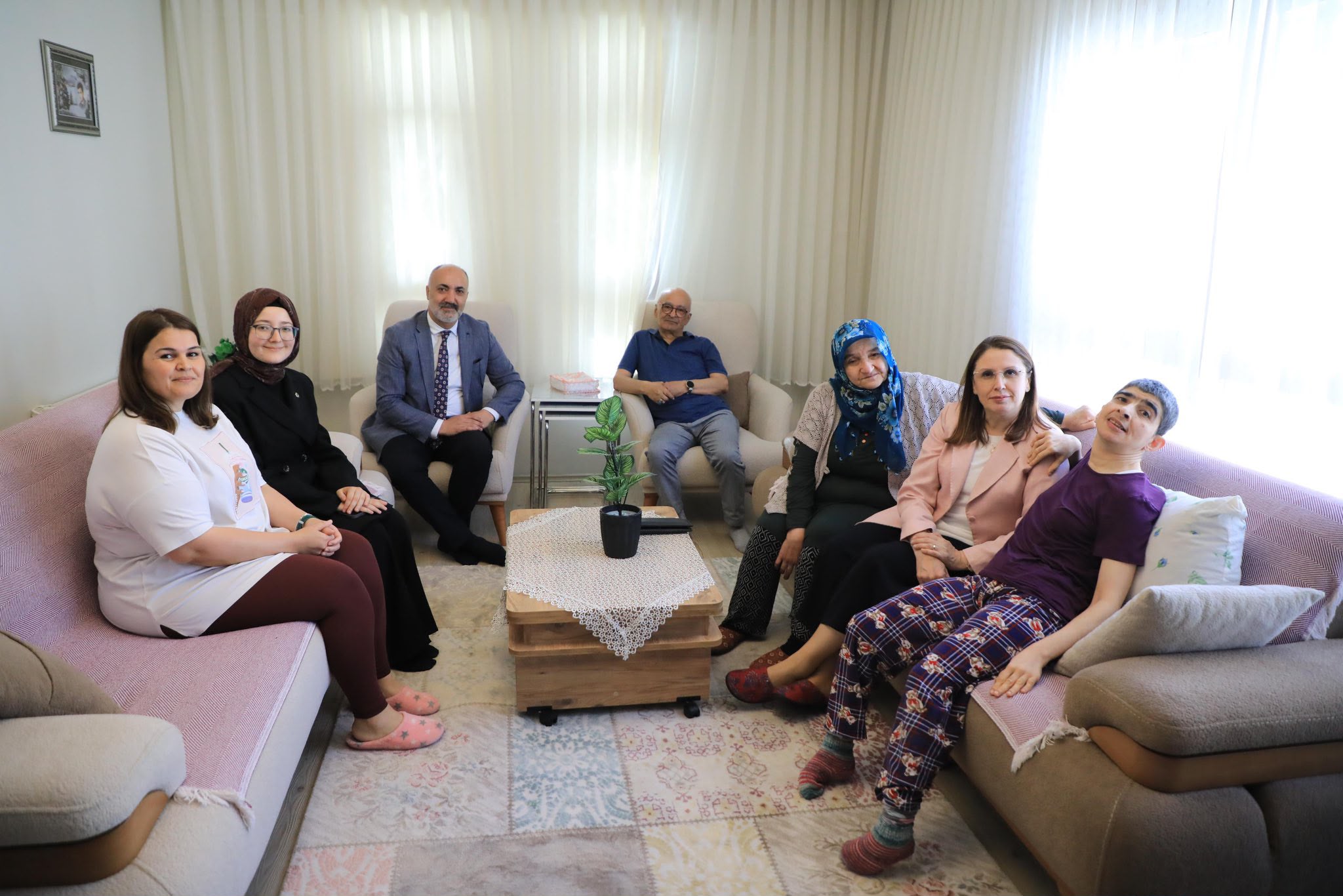 Özel Gereksinimli Vatandaşımıza Ziyaret - fotoğraf 1
