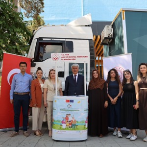 Yükselen Kadınlar Girişimcilik Eğitim Tırı Van’da Kadın Girişimcilerle Buluştu. - fotoğraf 1