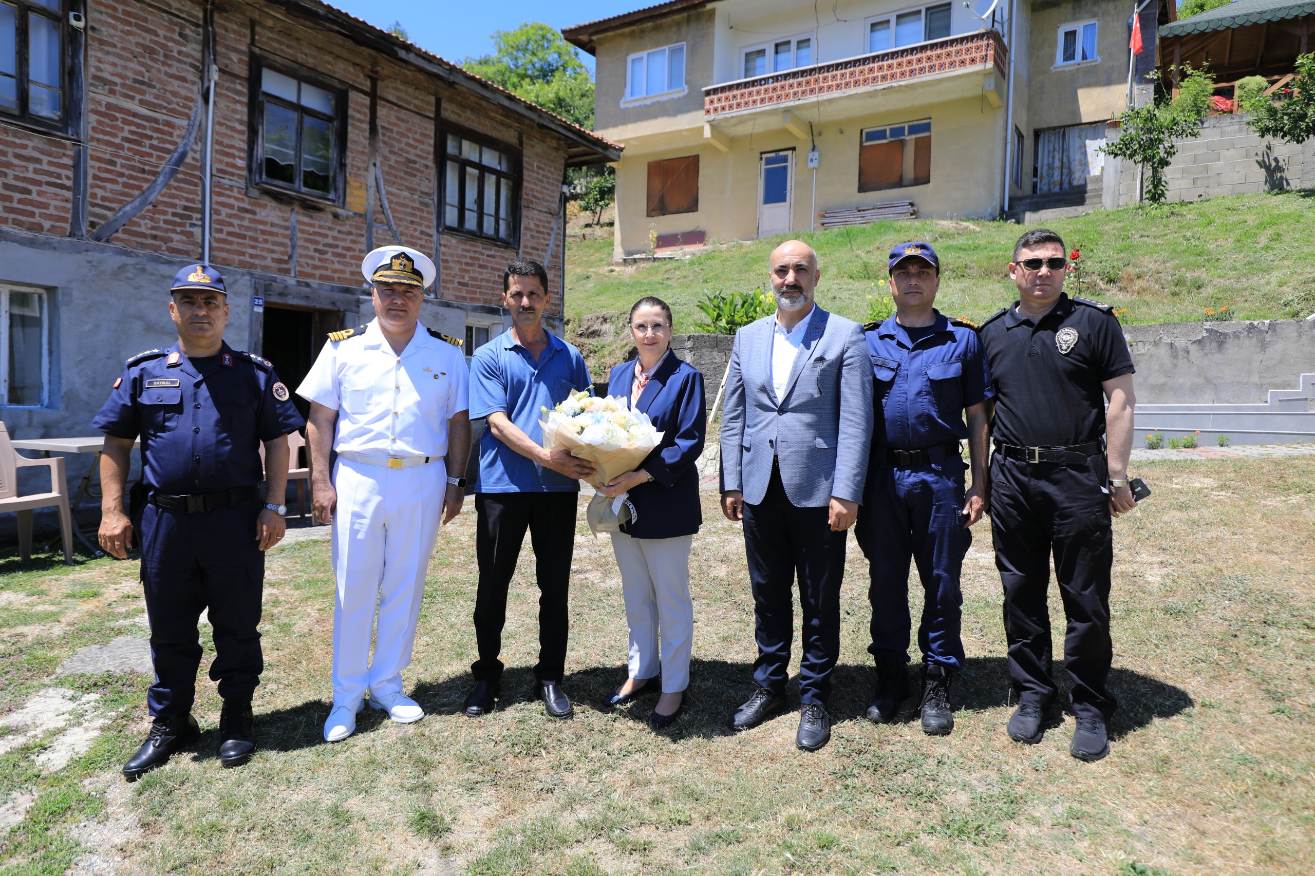 Babalar Günü Kapsamında Değerli Büyüklerimiz İle Bir Araya Gelindi - fotoğraf 6