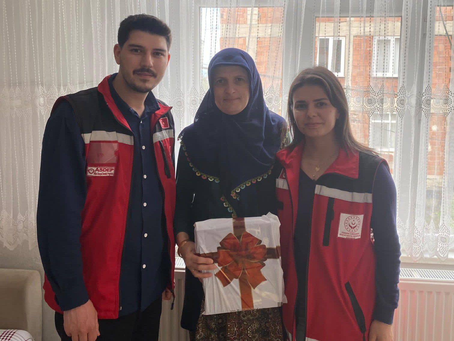 Kurban Bayramı’nda Kahraman Gazimiz Hasan Ali YILDIZ’ın Ailesine Ziyaret