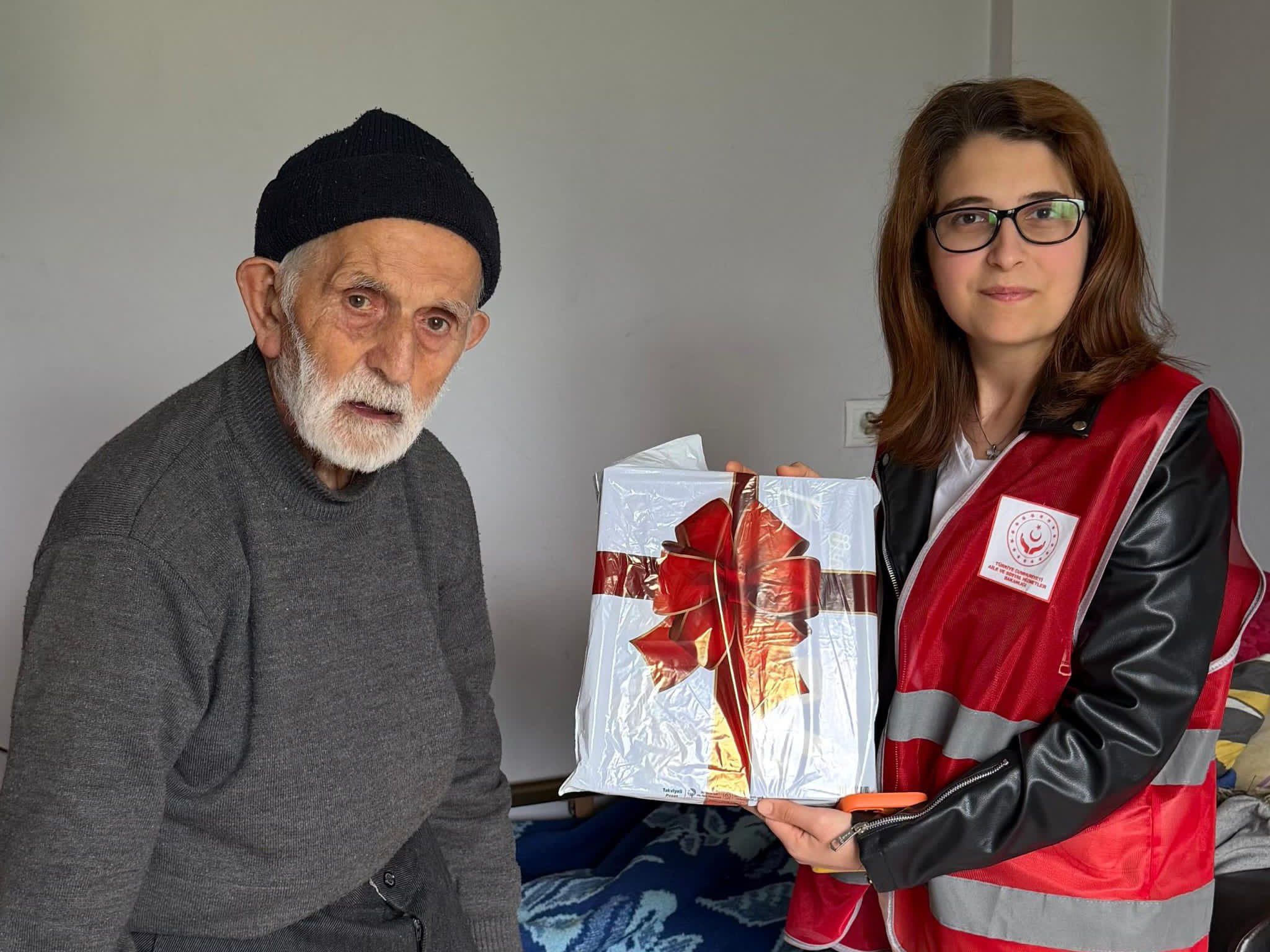 Kahraman Gazimiz Durmuş ASLAN’a Bayram Ziyareti