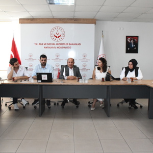 Çocuk Alanında Görev Yapan Meslek Elemanlarına Eğitim Düzenlendi - fotoğraf 1