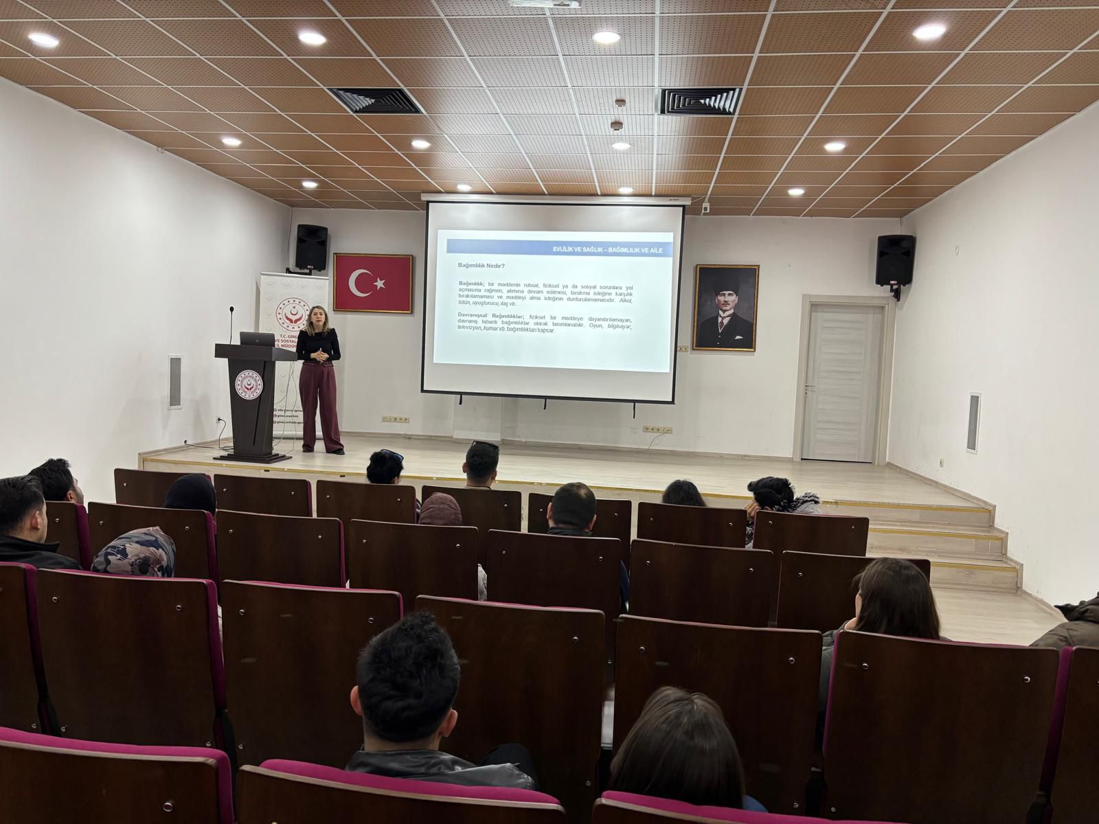 Evlilik Kredisi Desteğinden Yararlanacak Çiftlere Evlilik Öncesi Eğitim Verildi