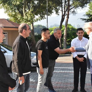 İl Müdürümüz Faruk Uysal, İnegöl Fatma Göztepe Huzurevi  ziyaret etti - fotoğraf 3