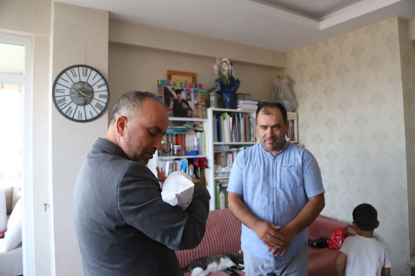 15 Temmuz Gazimizin Evine Devletimizin Şefkat Eli Uzandı