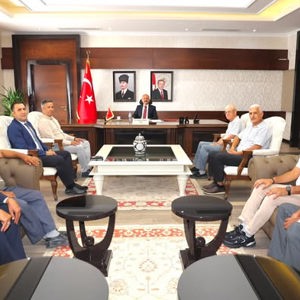 Aziz Şehitlerimizin Kıymetli Aileleri Ve Kahraman Gazilerimizle Valimiz Sayın Dr. Osman Varol' a Ziyaret - fotoğraf 3