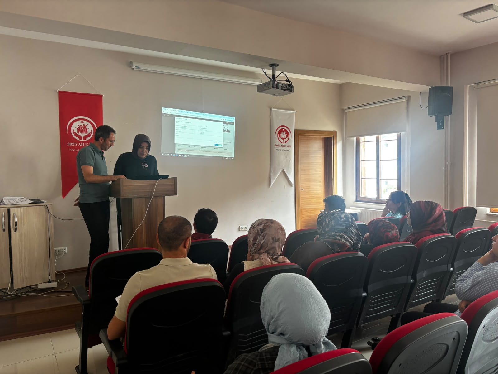 Yeni Maaş Programı Hakkında Bilgilendirme Toplantısı Gerçekleştirildi