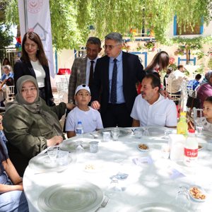 30 Haziran Koruyucu Aile Günü Kapsamında Koruyucu Aileler Büyük Buluşmada Bir Araya Geldi - fotoğraf 1