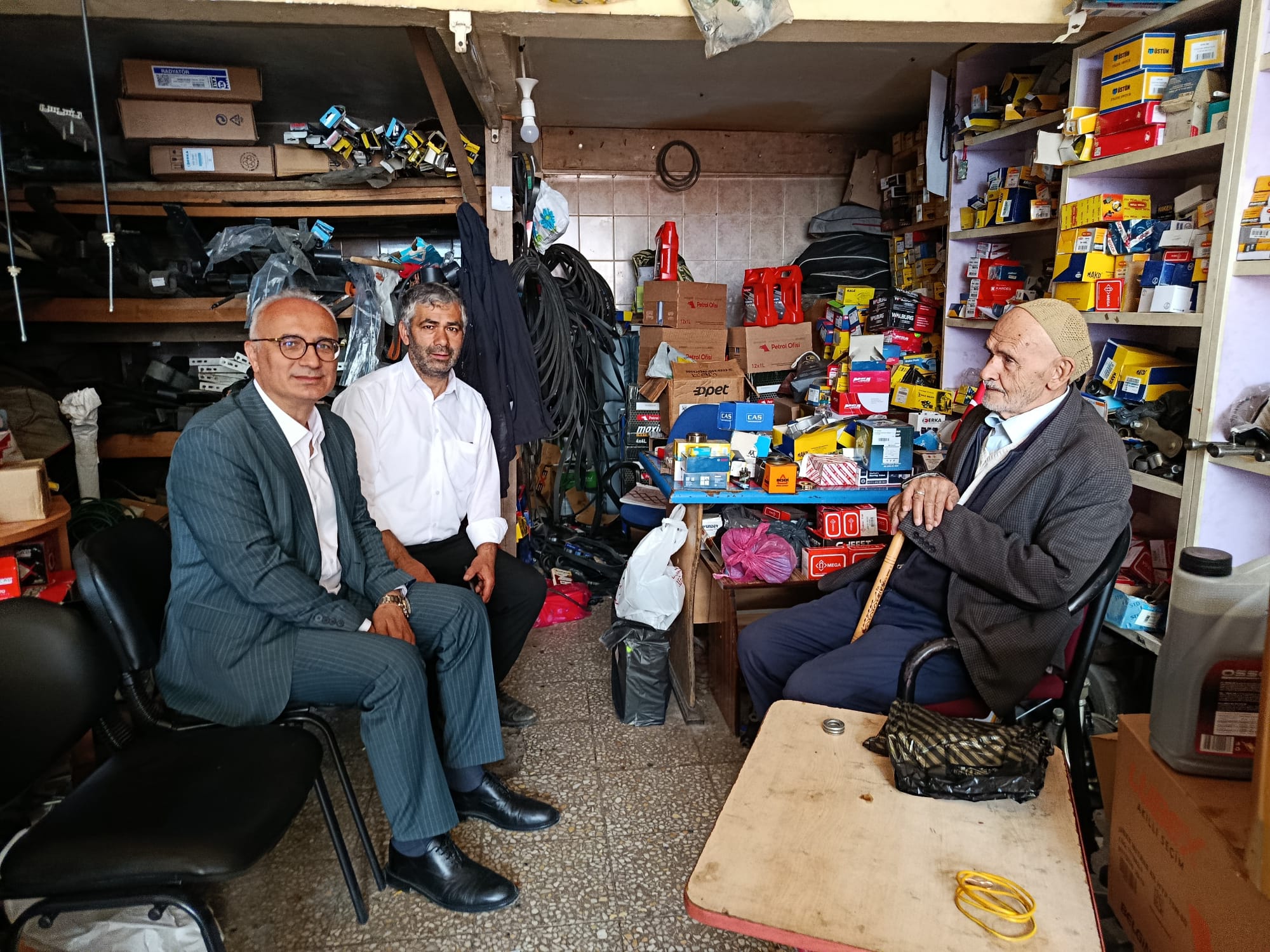 İl Müdürümüz Sayın Dr. Cengiz MADEN, Şehidimiz Adil BÜLBÜL’ün Ailesini Ziyaret Etti.