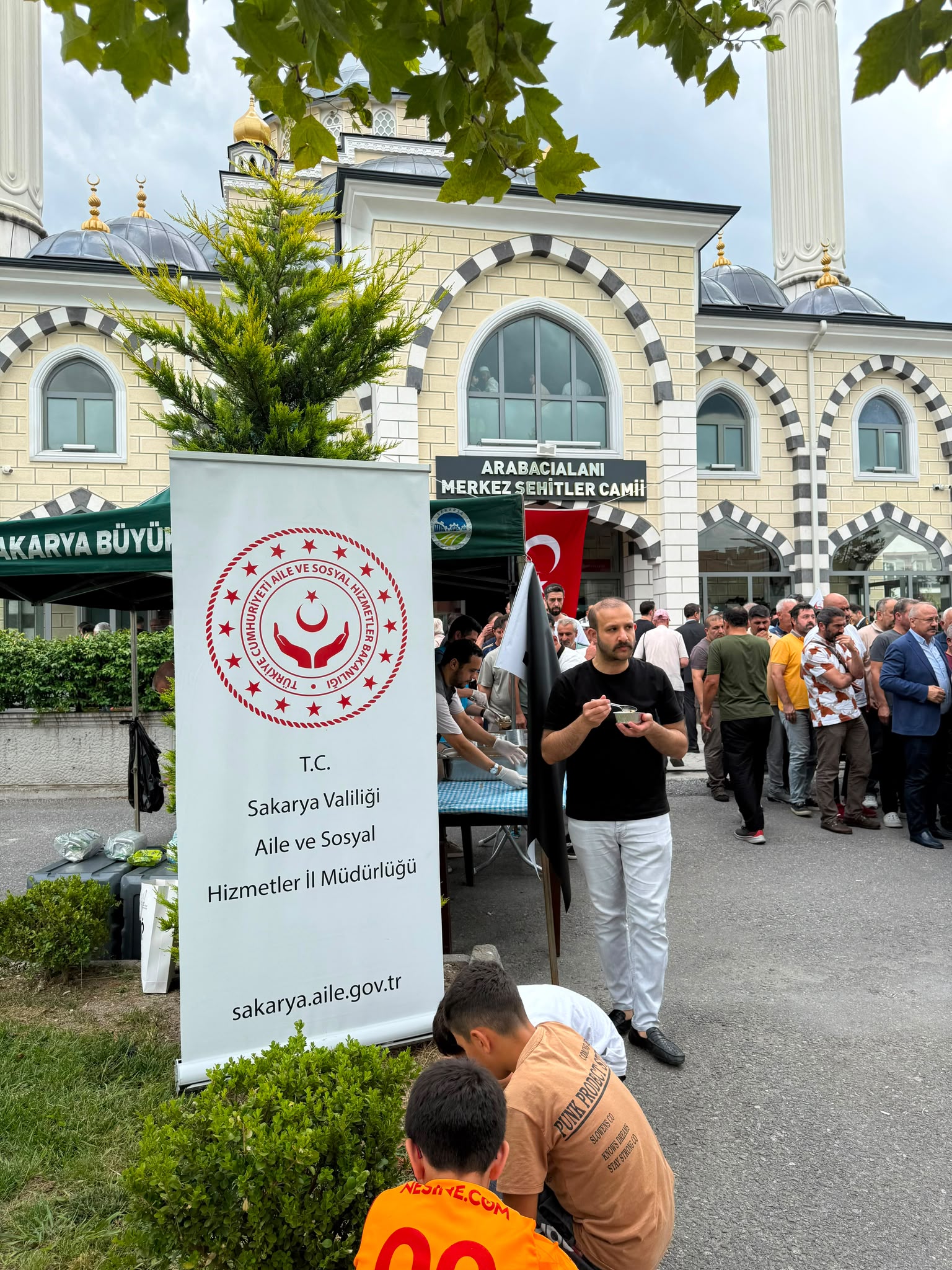 15 Temmuz Şehit ve Gazilerimiz Anısına Hutbe Okunarak Aşure İkramında Bulunuldu