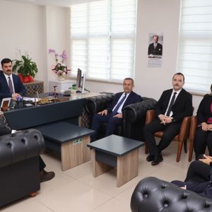 Devrek Huzurevi Yaşlı Bakım ve Rehabilitasyon Merkezi Müdürlüğüne ziyaret gerçekleştirildi. - fotoğraf 1