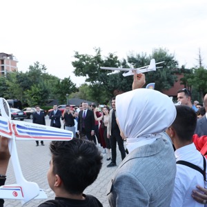 Bakanımız Göktaş, Eskişehir'de Yaşlı Aktif Yaşam Merkezi'nin açılışında konuştu - fotoğraf 24