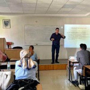 KSÜ Sosyal Hizmet Bölümü Öğrencilerine Koruyucu Aile Hizmet Modeli Tanıtıldı - fotoğraf 3