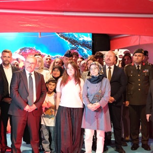 15 Temmuz Anma Çadırı, İl Protokolü ve Kahramanlarımızın Katılımıyla Ziyaret Edildi - fotoğraf 5