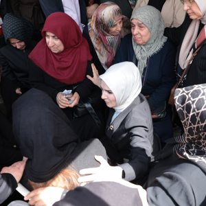 Ayla Kara Öğretmenimiz ve Öğrencilerimiz Son Yolculuğuna Uğurlandı - fotoğraf 5