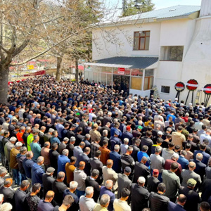 Ayla Kara Öğretmenimiz ve Öğrencilerimiz Son Yolculuğuna Uğurlandı - fotoğraf 9