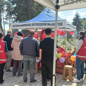 23 Nisan’da Şehit Evlatlarımız Dualarla Yâd Edildi - fotoğraf 1
