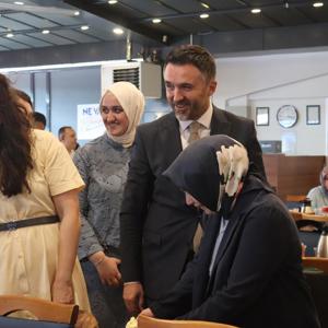 Sevgiyle Büyüyen Her Çocuk, Güçlü Bir Gelecektir - fotoğraf 2