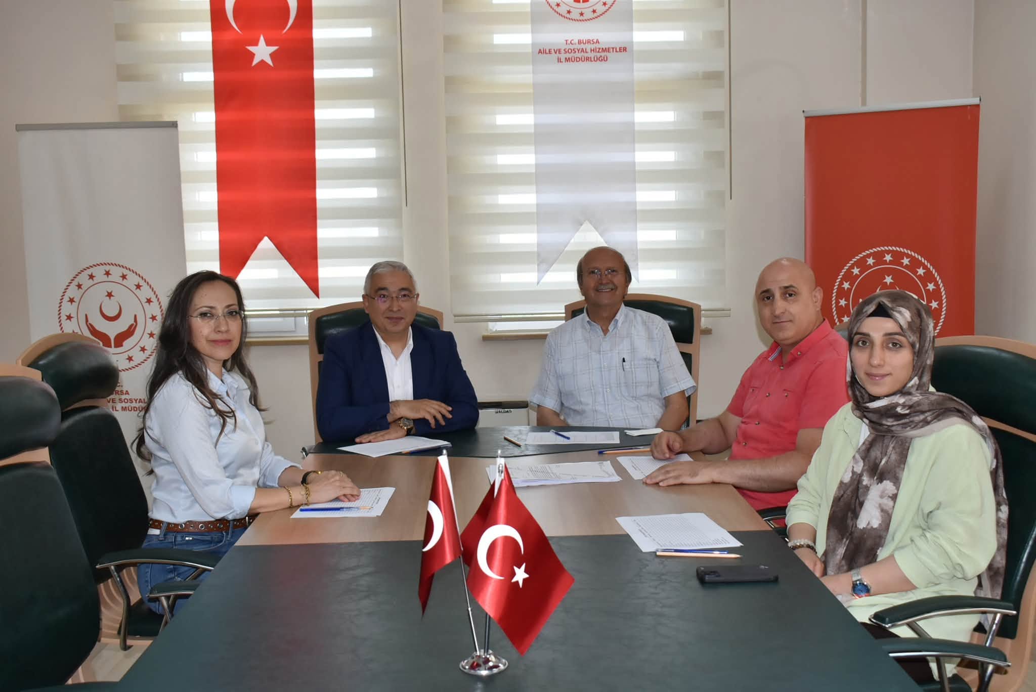Demokrasi, Kahramanlık, Birlik ve Beraberlik ile Vatan